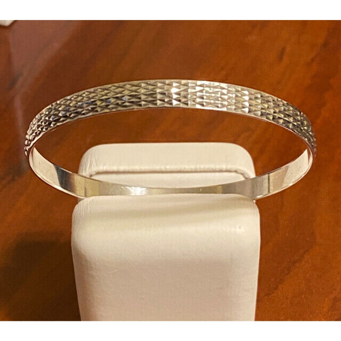 Lovely Sterling Silver Diamond Cut Bangle Bracelet