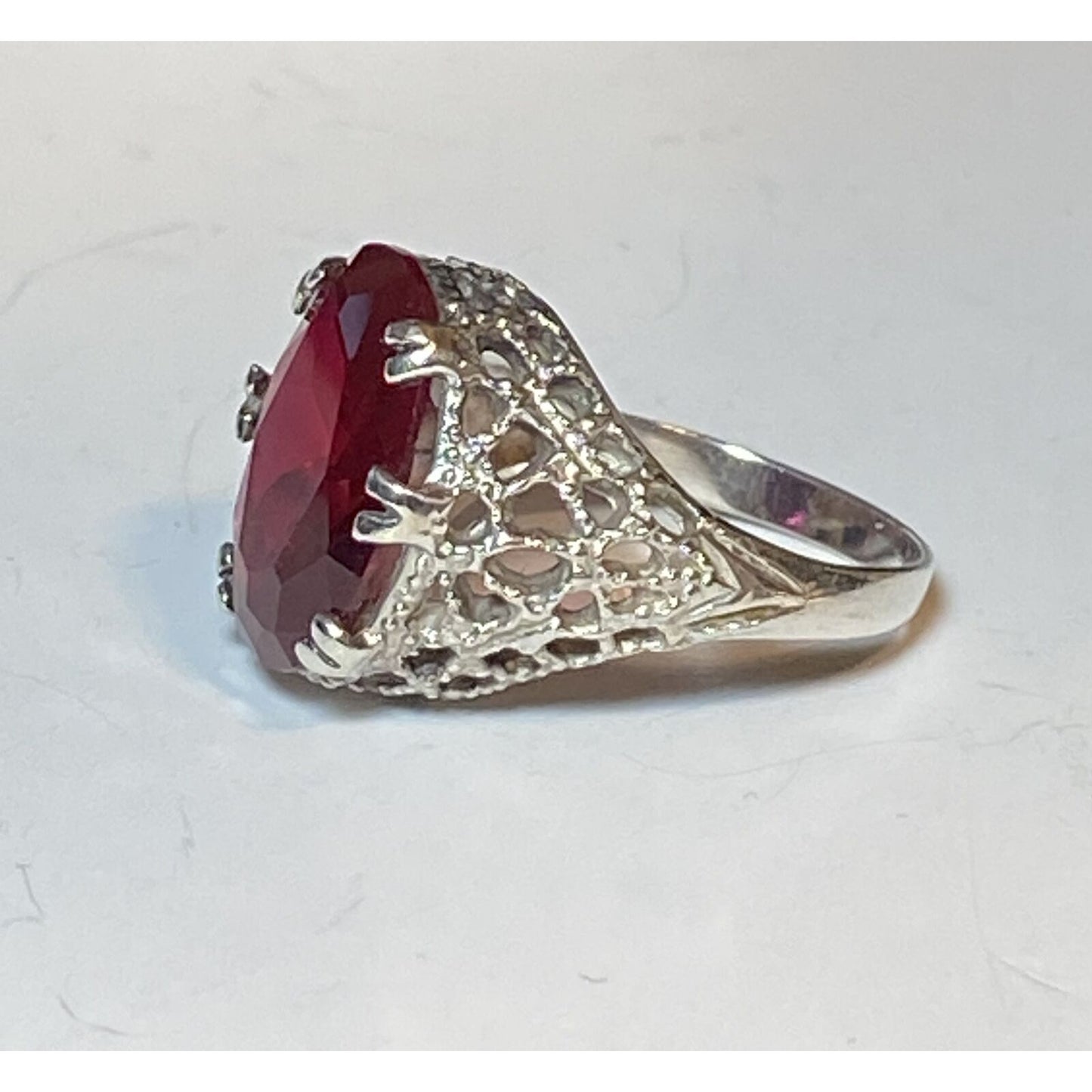Sterling Silver Art Deco Style Red Stone Filigree Ring Size 7