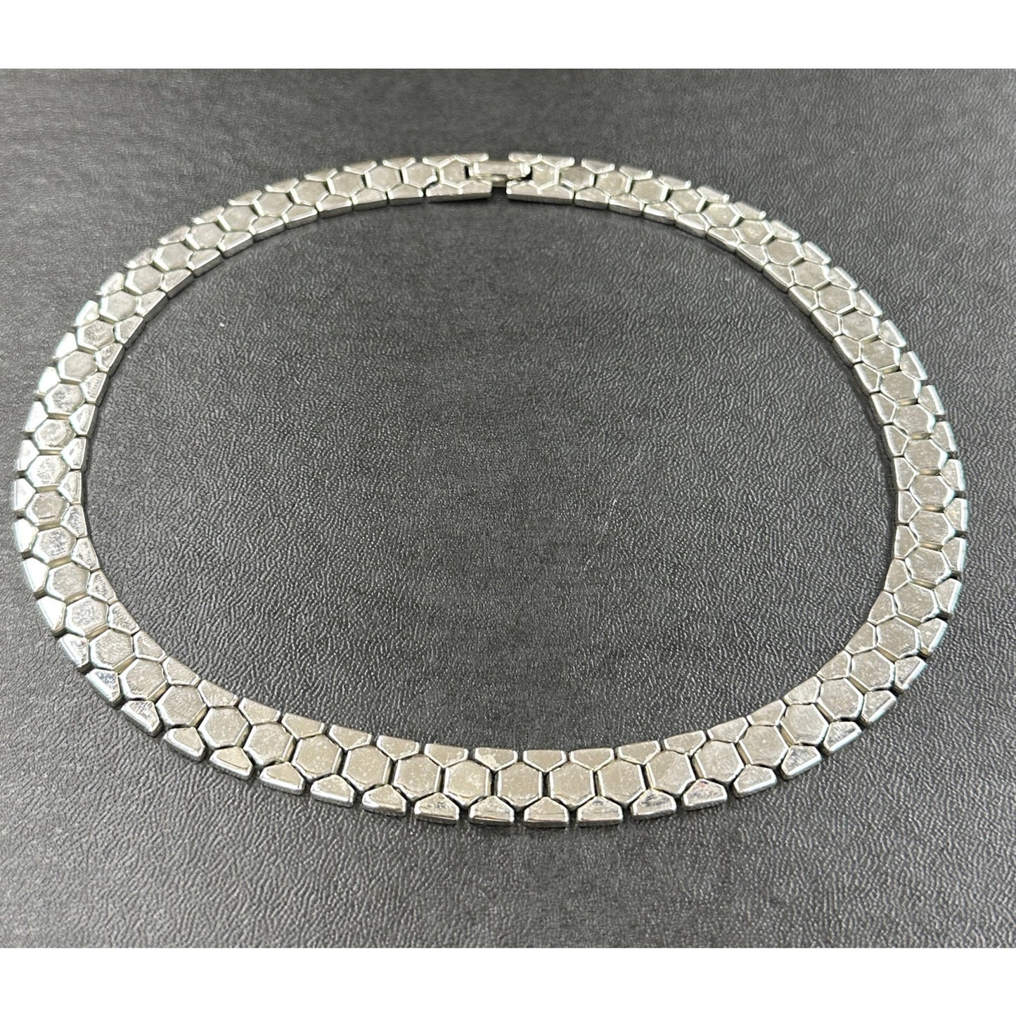 Vintage TRIFARI Pat Pending Silvertone Honeycomb Choker Necklace