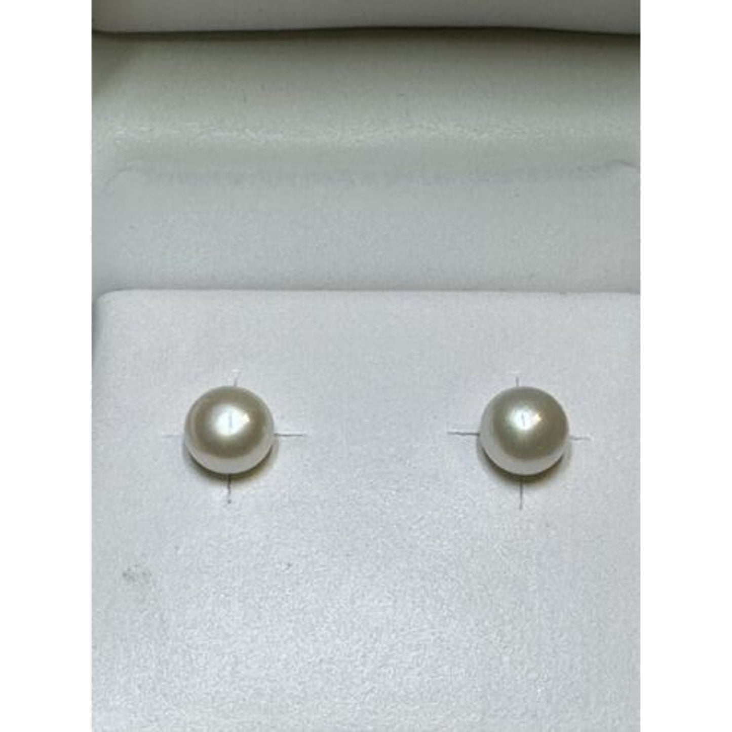 10k Yellow Gold Pearl Button Stud Earrings