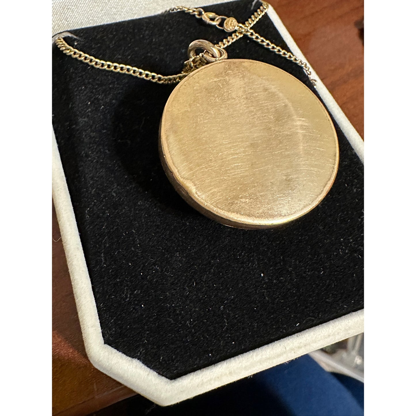 Antique Essex Crystal Dog Portrait Pendant Necklace – 14K Gold-Filled