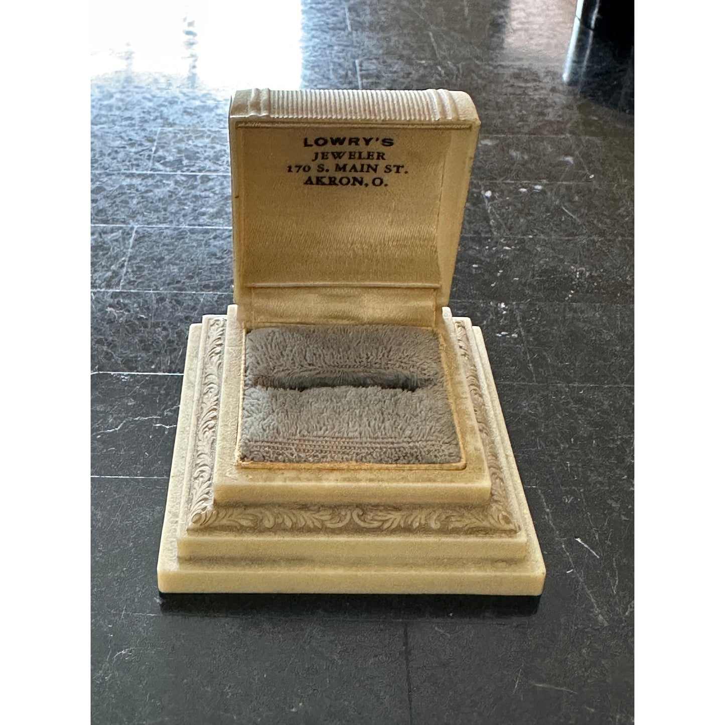 Vintage Art Deco Lowry's Jeweler Akron Ohio Ring Presentation Box
