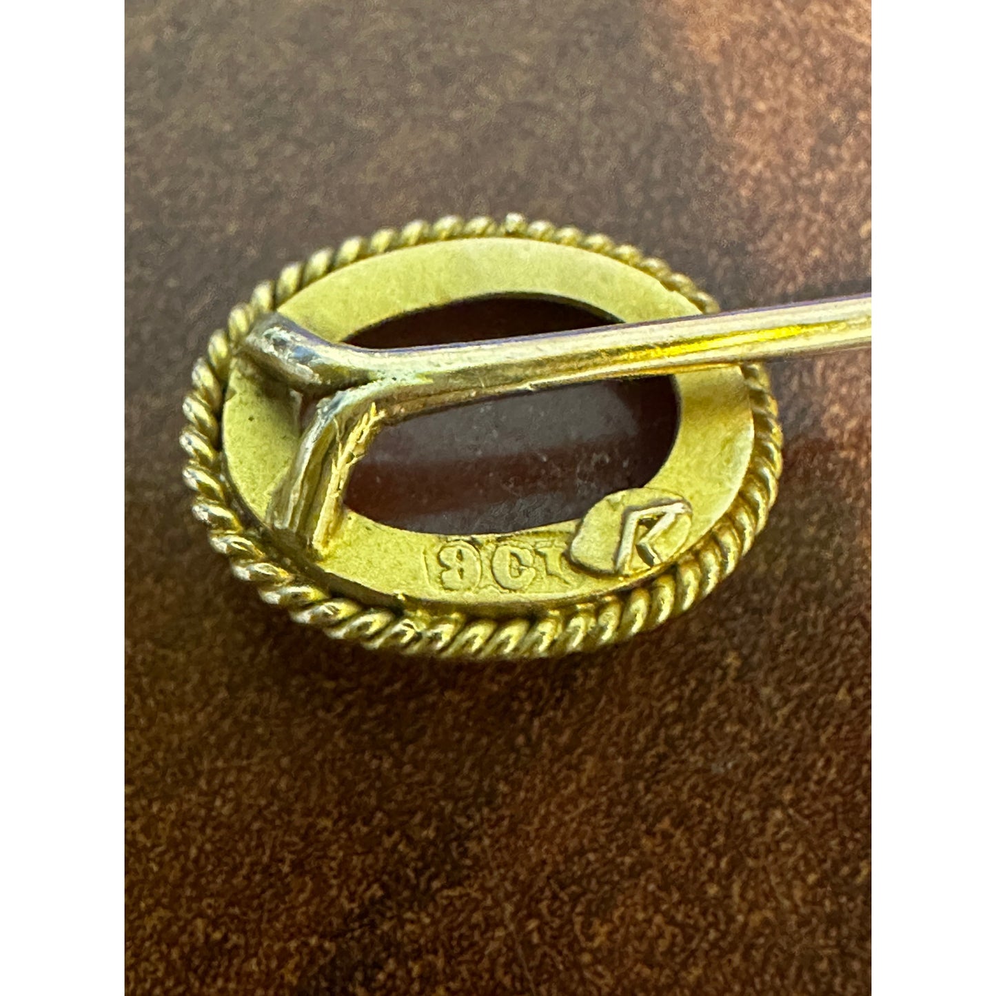 Antique 9k Yellow Gold Carved Cameo Stick Pin