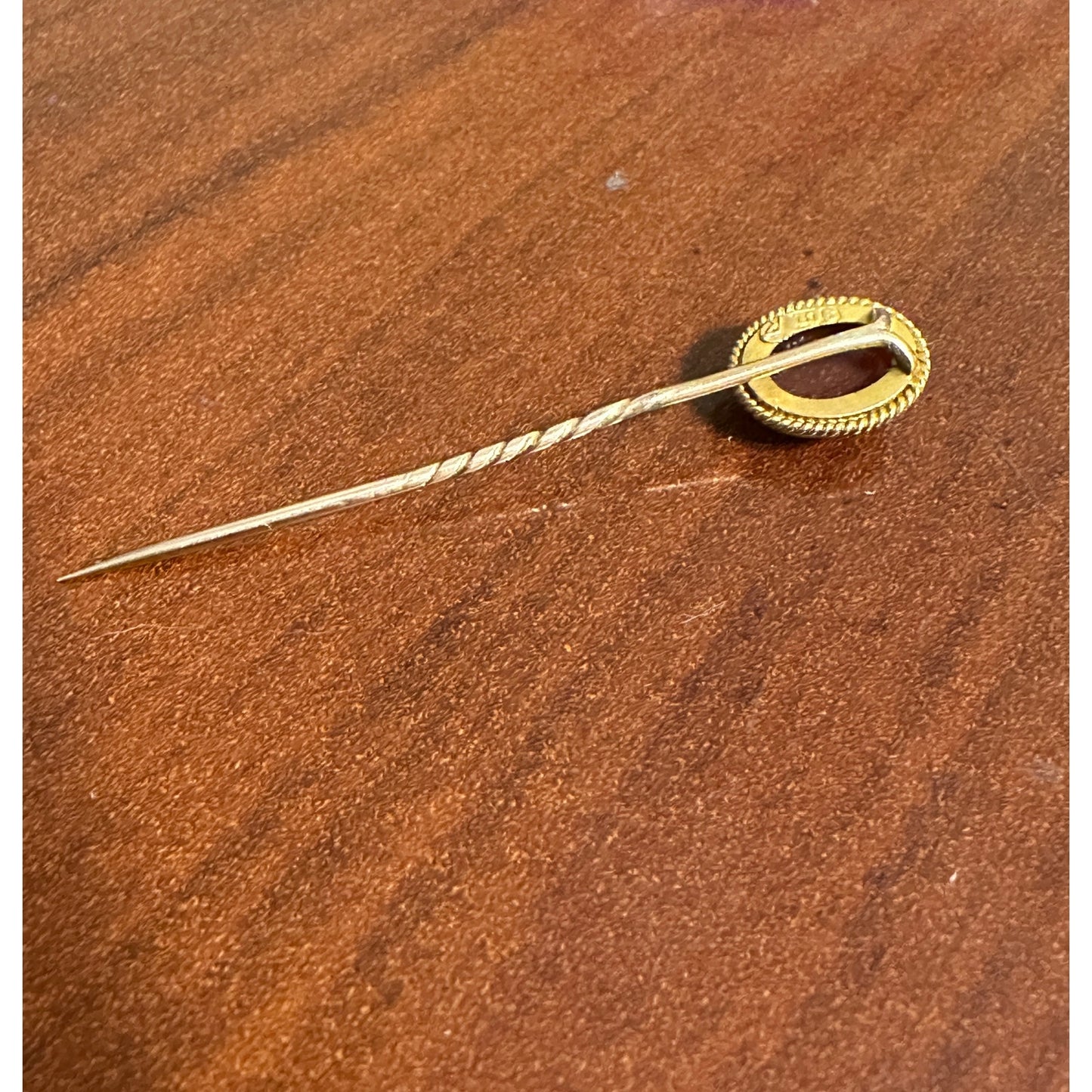 Antique 9k Yellow Gold Carved Cameo Stick Pin