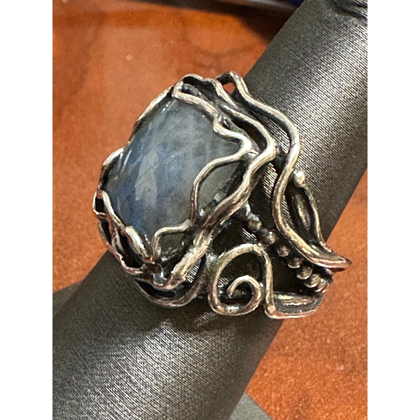 Israeli Sterling Silver Labradorite Ring Size 6.75 • Artisan Handcrafted Design