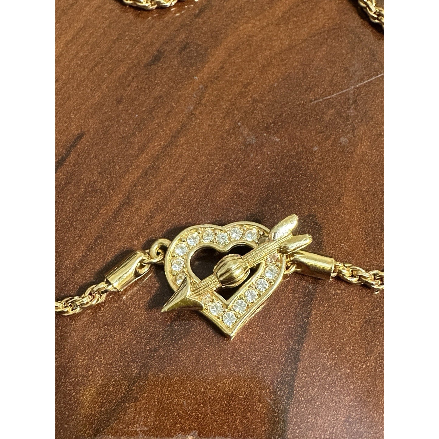 Swarovski Crystal Heart Pendant Necklace Choker Cupid’s Arrow Toggle Gold-Tone