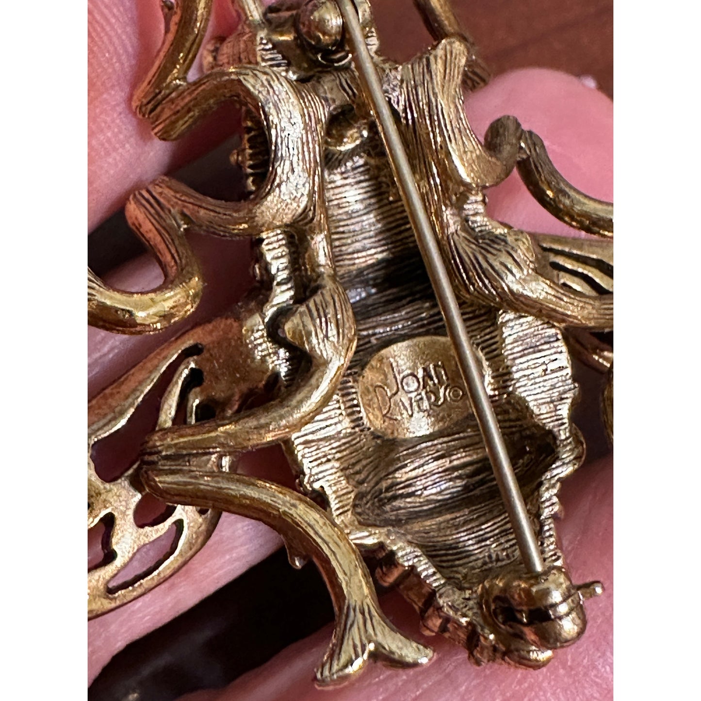 Joan Rivers Goldtone Multi Color Rhinestone Queen Bee Bumble Bee Brooch Pin