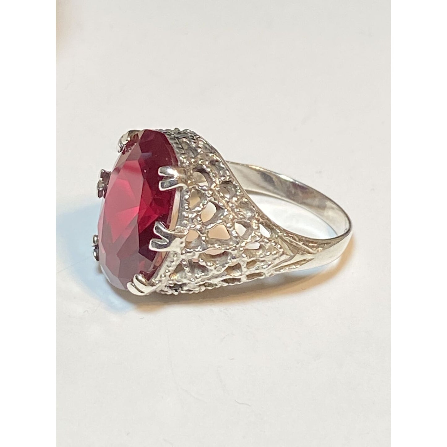 Sterling Silver Art Deco Style Red Stone Filigree Ring Size 7