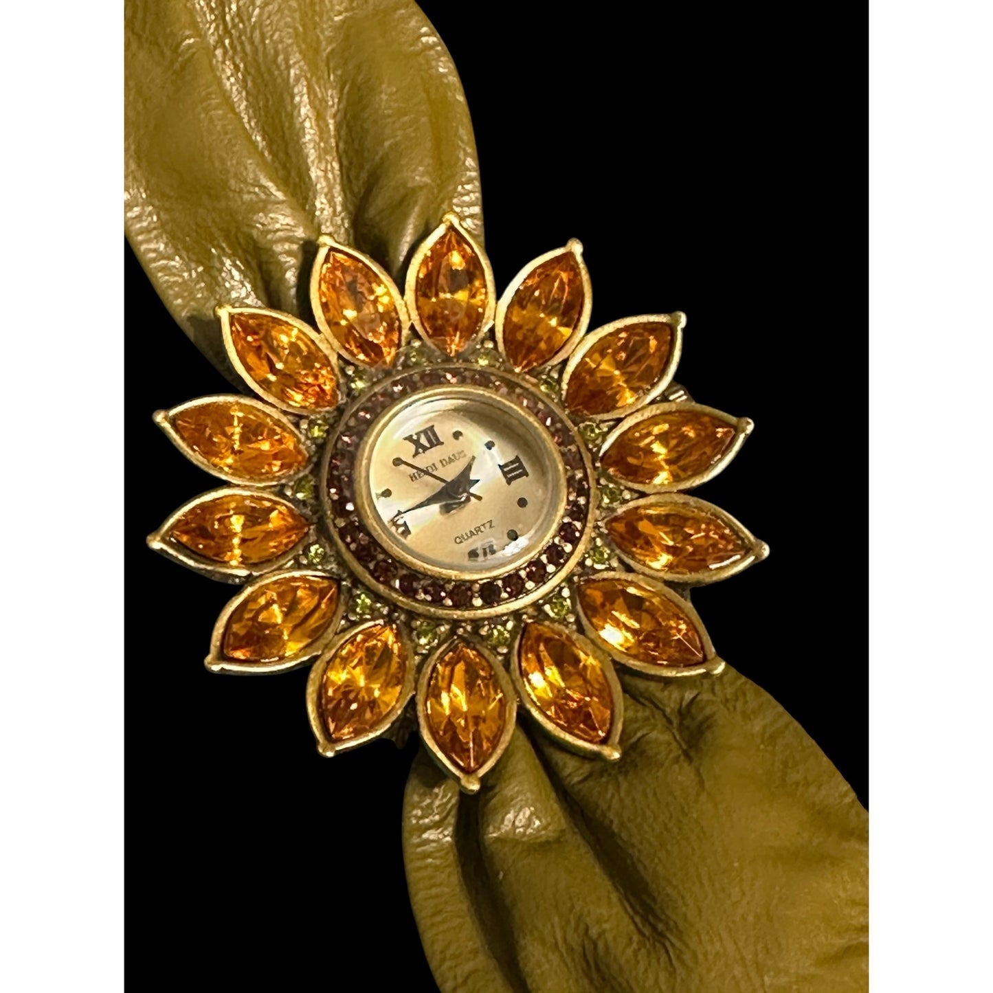 Heidi Daus Crystal Sunflower Wristwatch Green Ruched Band Working