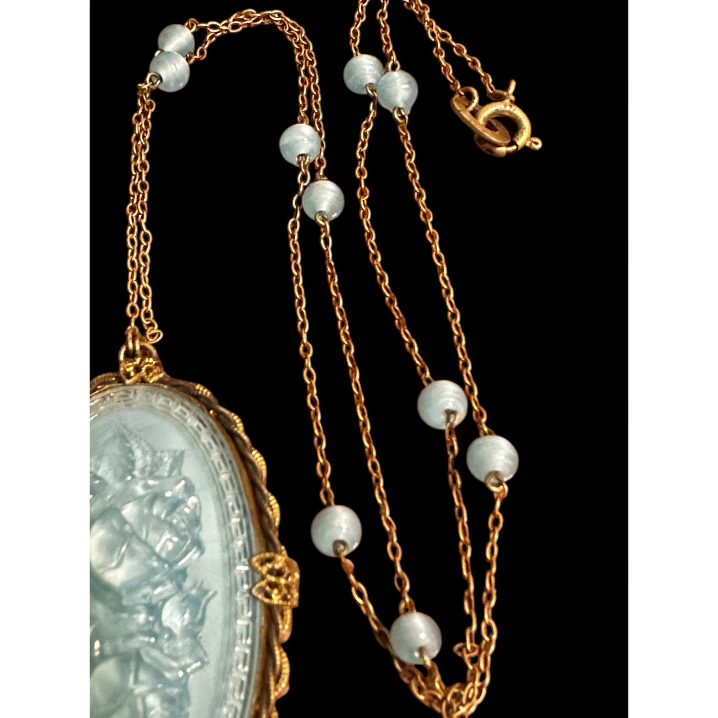Vintage Czech Molded Glass Floral Pendant Necklace Made in Czechoslovakia