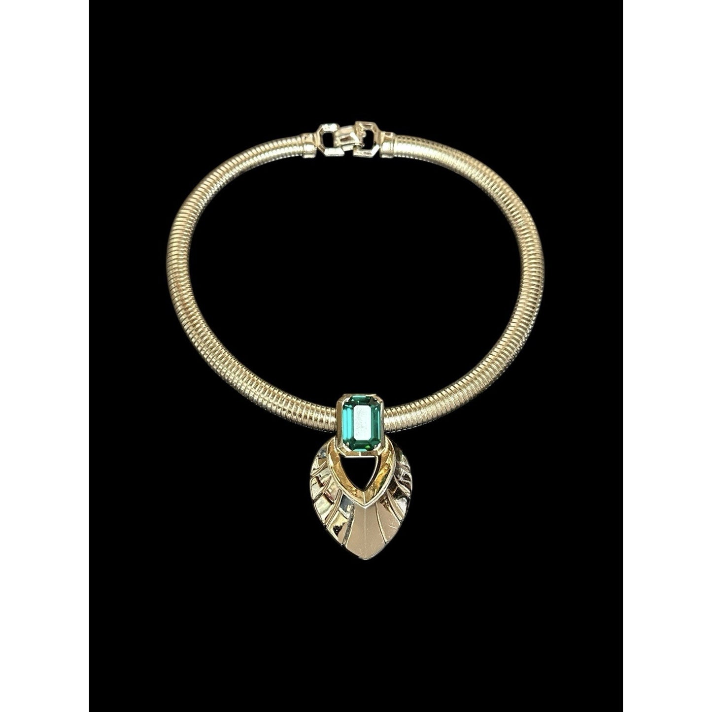 Coro Pegasus Necklace Emerald Green Glass Pendant Gold Tone Omega Chain