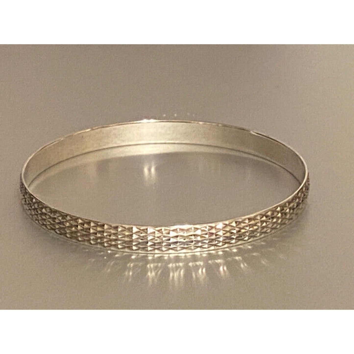 Lovely Sterling Silver Diamond Cut Bangle Bracelet