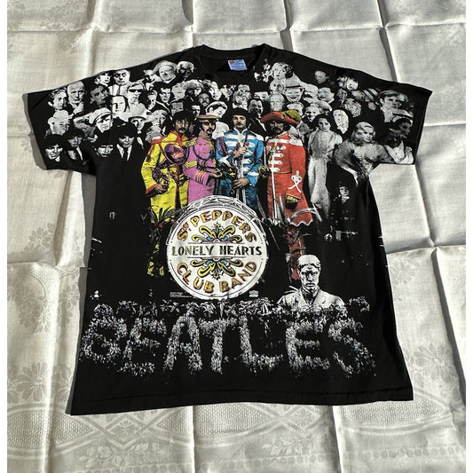 Vintage 90's ~ BEATLES Sgt. Peppers Band T-Shirt~ Single Stitch Hanes ~ XL