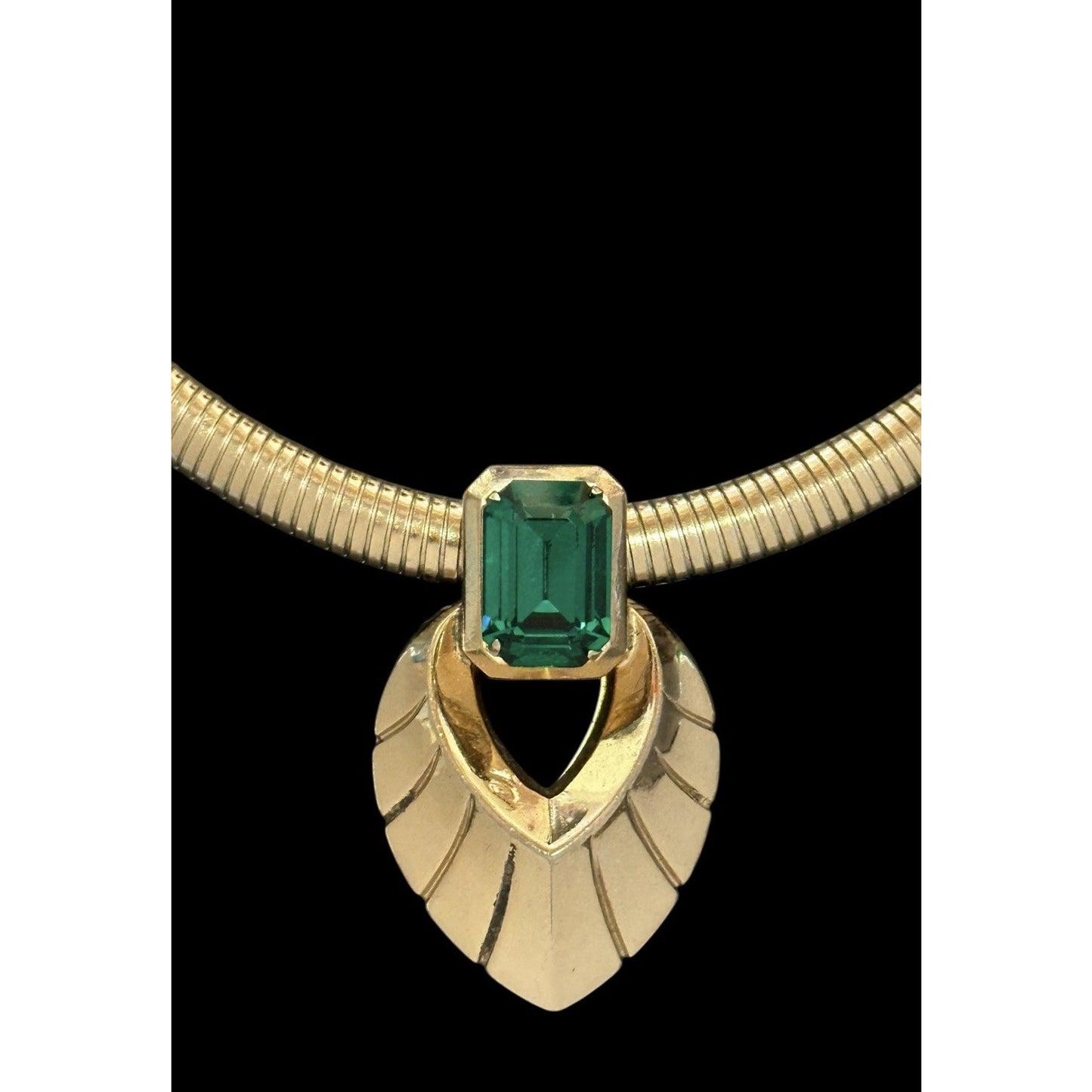 Coro Pegasus Necklace Emerald Green Glass Pendant Gold Tone Omega Chain