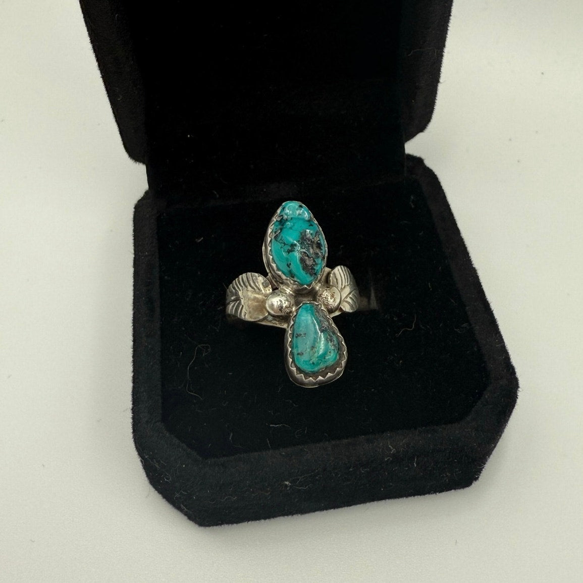 Vintage Turquoise w/ Feather Detail Sterling Silver Native American Ring Size 5